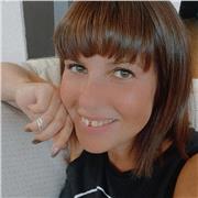 Insegnante materie umanistiche ( italiano, storia , geografia, storia dell'arte) diritto , economia, marketing. Esperta in redazione di Curriculum Vitae